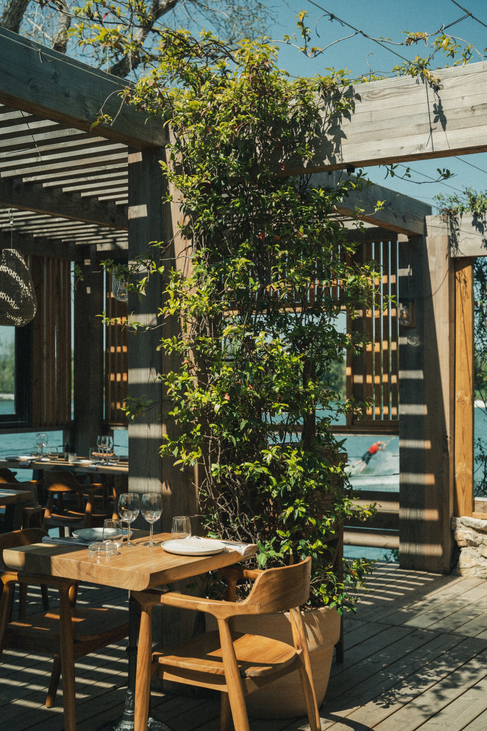 Kulp Restaurant — lakeside terrace